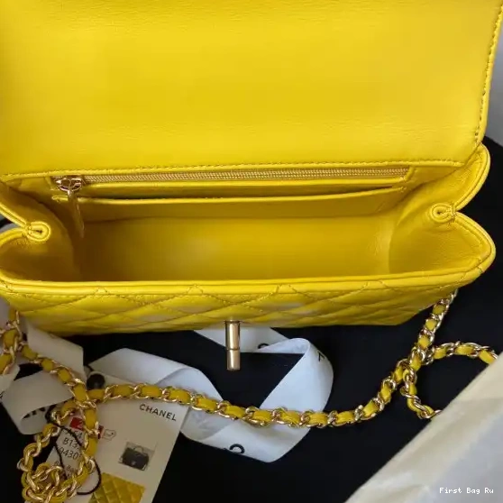 First Bag Ru TOP CHANEL WITH BAG FLAP HANDLE-18CM 0518